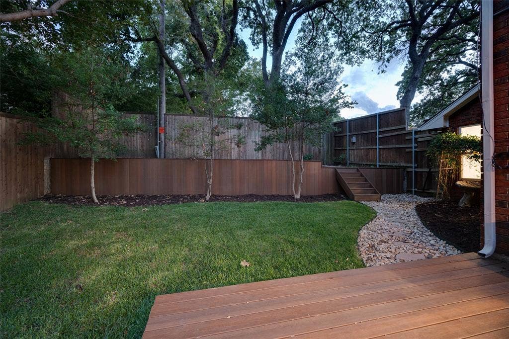 1704 Overlook Drive, Grapevine, TX 76051