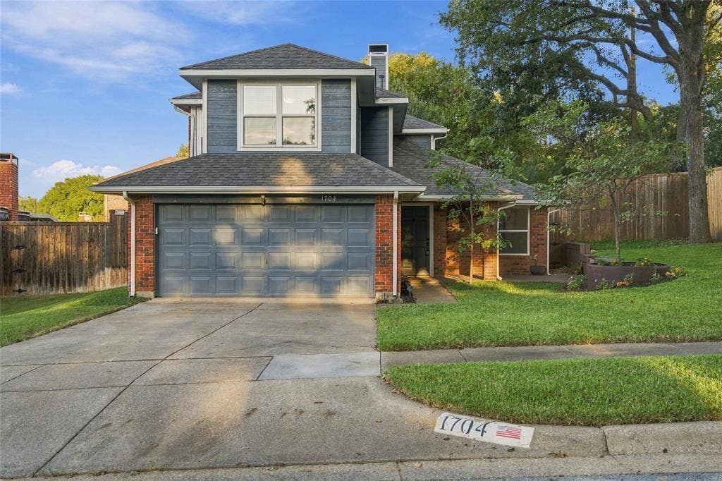 1704 Overlook Drive, Grapevine, TX 76051