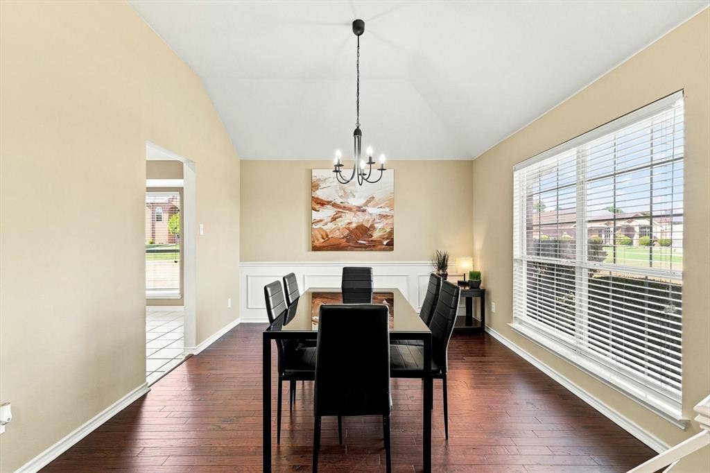 335 Linhurst Drive, Murphy, TX 75094 335 Linhurst Drive, Murphy, TX 75094
