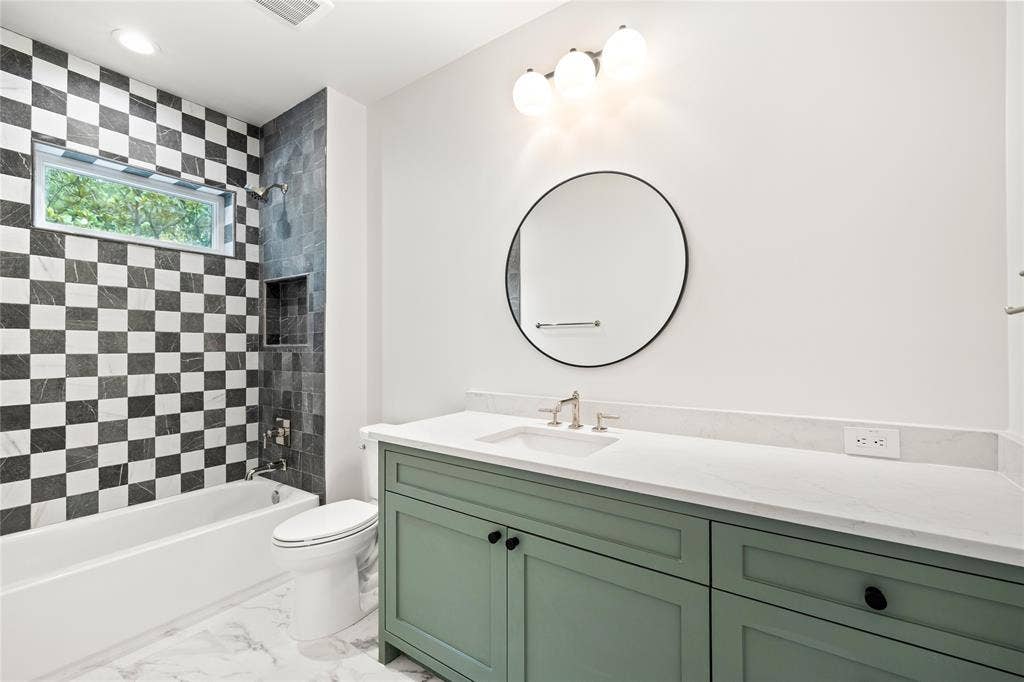 8730 Rexford Drive, Dallas, TX 75209