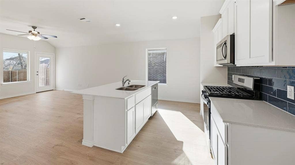 1205 Dry Brook Way, Princeton, TX 75407 1205 Dry Brook Way, Princeton, TX 75407
