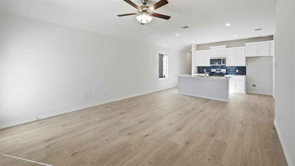 1205 Dry Brook Way, Princeton, TX 75407 1205 Dry Brook Way, Princeton, TX 75407
