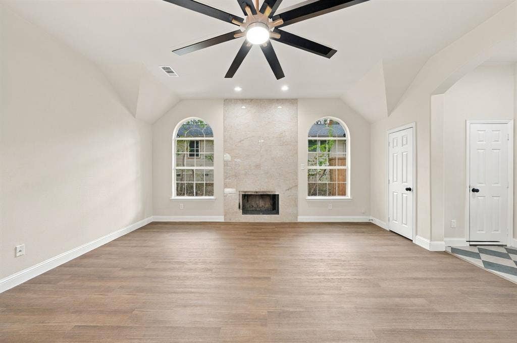 1005 W White Avenue, McKinney, TX 75069