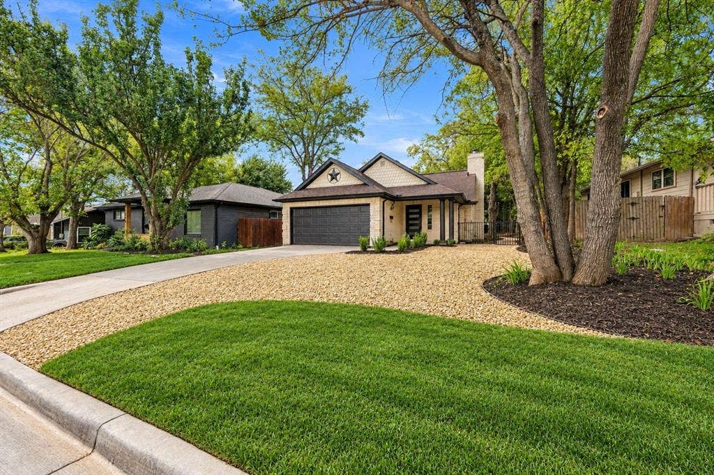 1005 W White Avenue, McKinney, TX 75069
