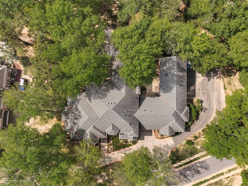36 Golf Club Drive, Haughton, LA 71037