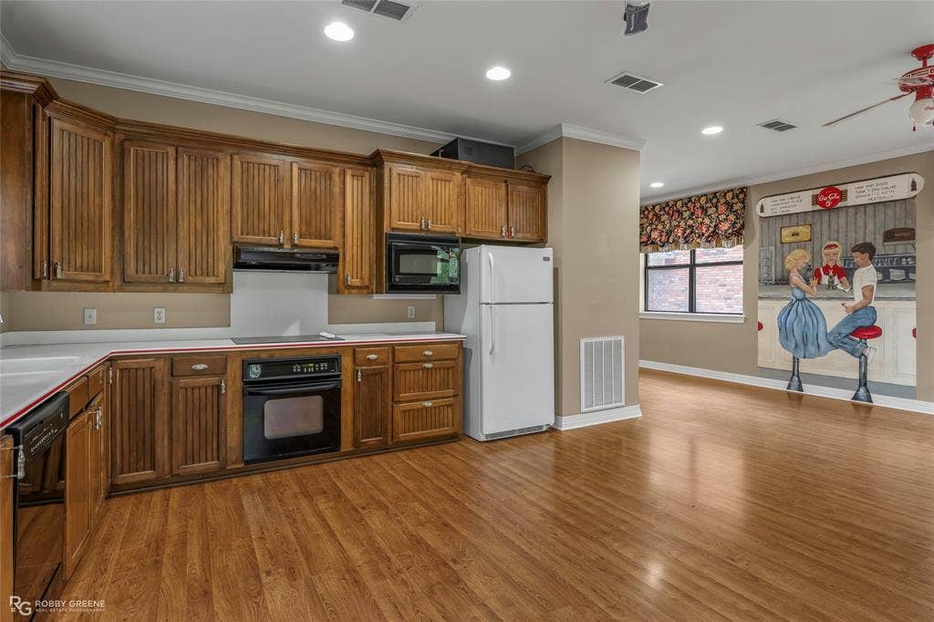 36 Golf Club Drive, Haughton, LA 71037