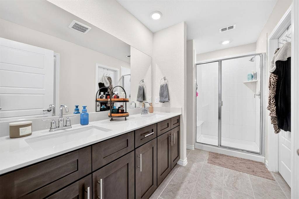 2020 Hearn Drive, Royse City, TX 75189 2020 Hearn Drive, Royse City, TX 75189