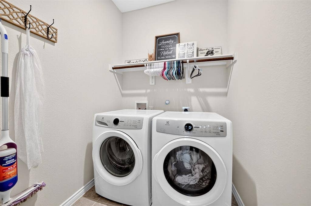 2020 Hearn Drive, Royse City, TX 75189 2020 Hearn Drive, Royse City, TX 75189