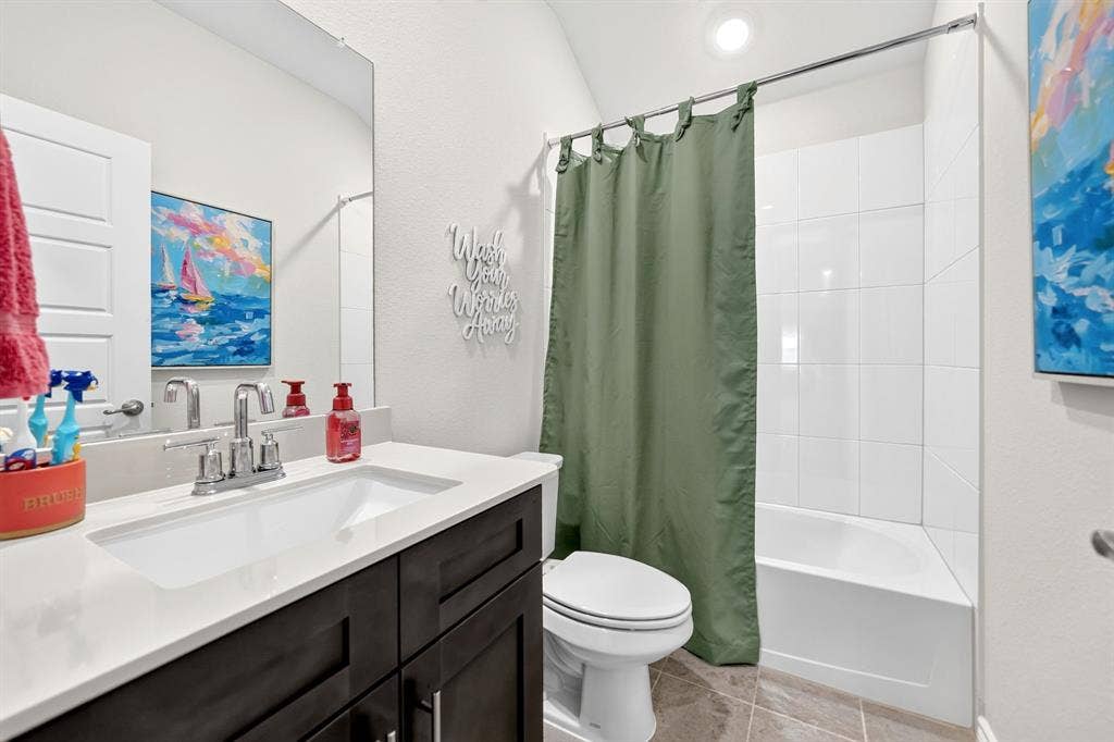 2020 Hearn Drive, Royse City, TX 75189 2020 Hearn Drive, Royse City, TX 75189