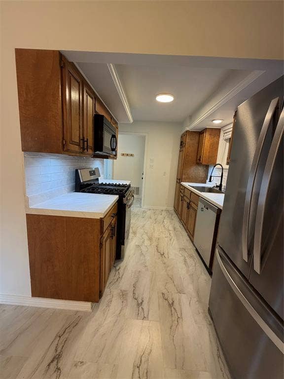 2216 Crestwood Drive, Tyler, TX 75701 2216 Crestwood Drive, Tyler, TX 75701