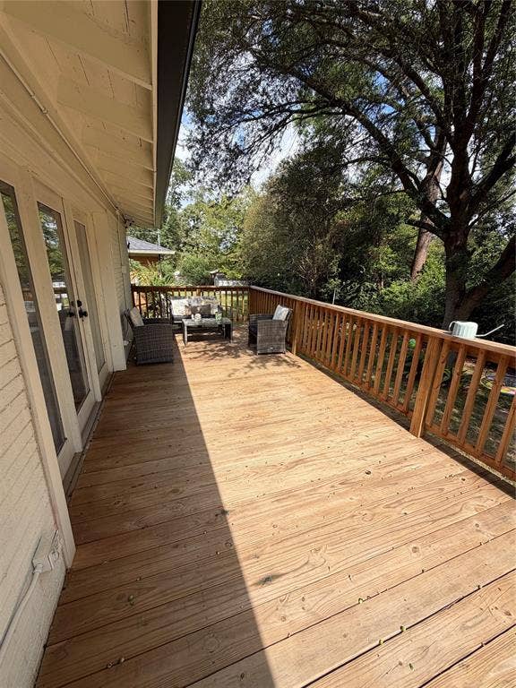 2216 Crestwood Drive, Tyler, TX 75701 2216 Crestwood Drive, Tyler, TX 75701