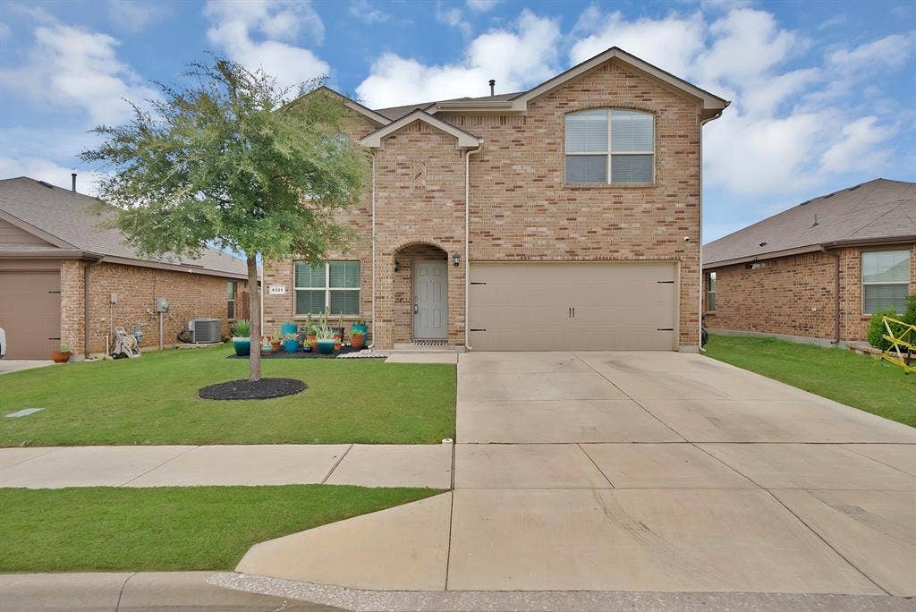 6321 Eagle Lake Court, Fort Worth, TX 76179