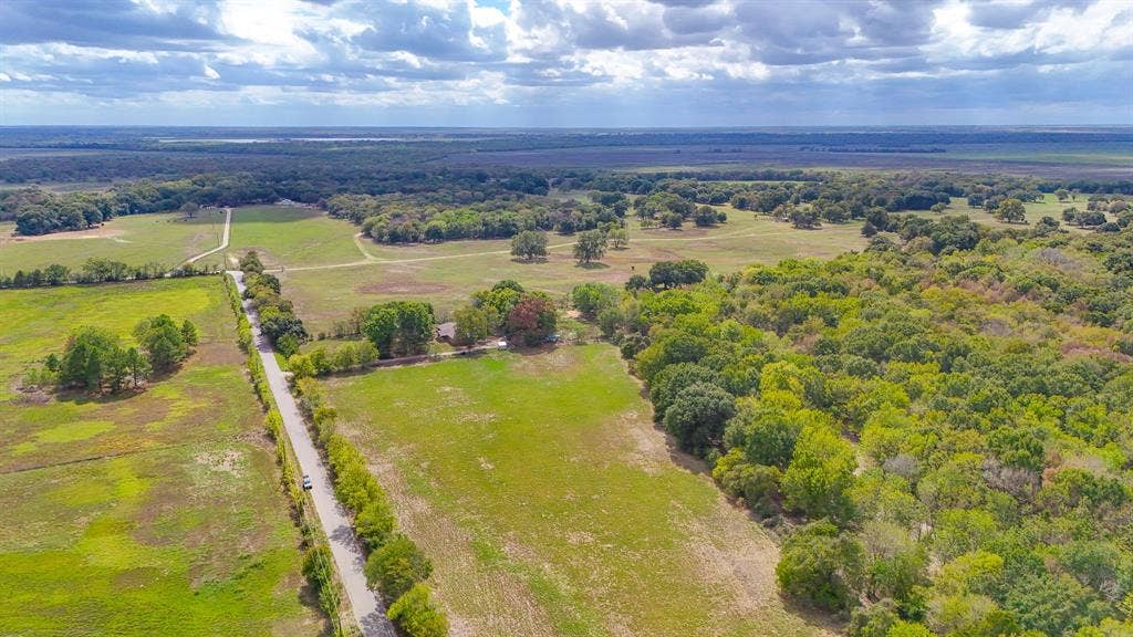 Lot 4 Cr-4072, Kemp, TX 75143 Lot 4 Cr-4072, Kemp, TX 75143