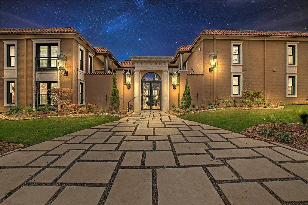 5928 Sandhurst Lane, #127, Dallas, TX 75206 5928 Sandhurst Lane, #127, Dallas, TX 75206