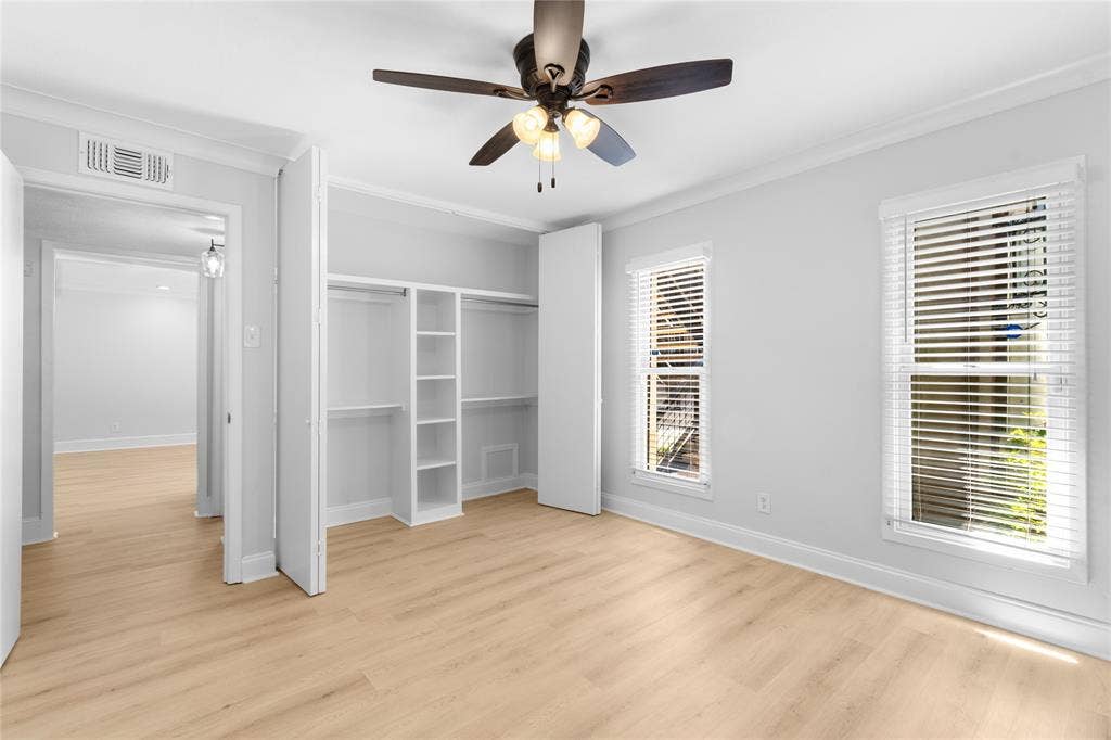 5928 Sandhurst Lane, #127, Dallas, TX 75206 5928 Sandhurst Lane, #127, Dallas, TX 75206