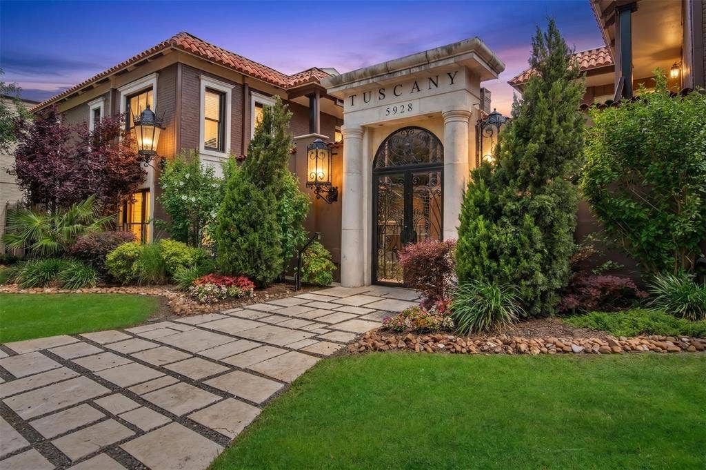 5928 Sandhurst Lane, #127, Dallas, TX 75206 5928 Sandhurst Lane, #127, Dallas, TX 75206