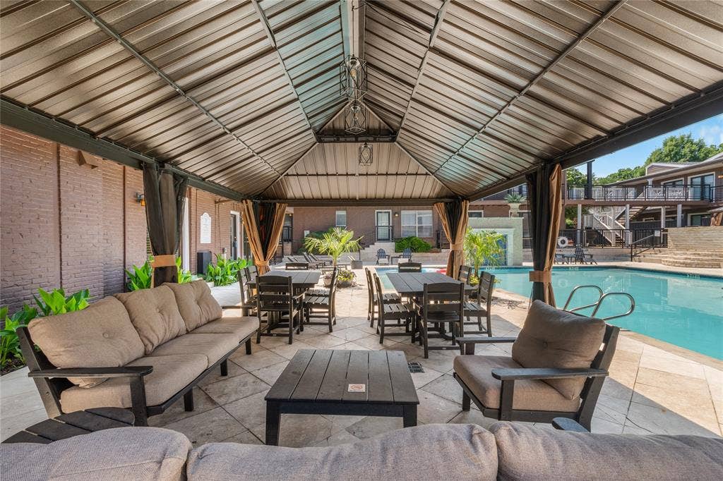 5928 Sandhurst Lane, #127, Dallas, TX 75206 5928 Sandhurst Lane, #127, Dallas, TX 75206