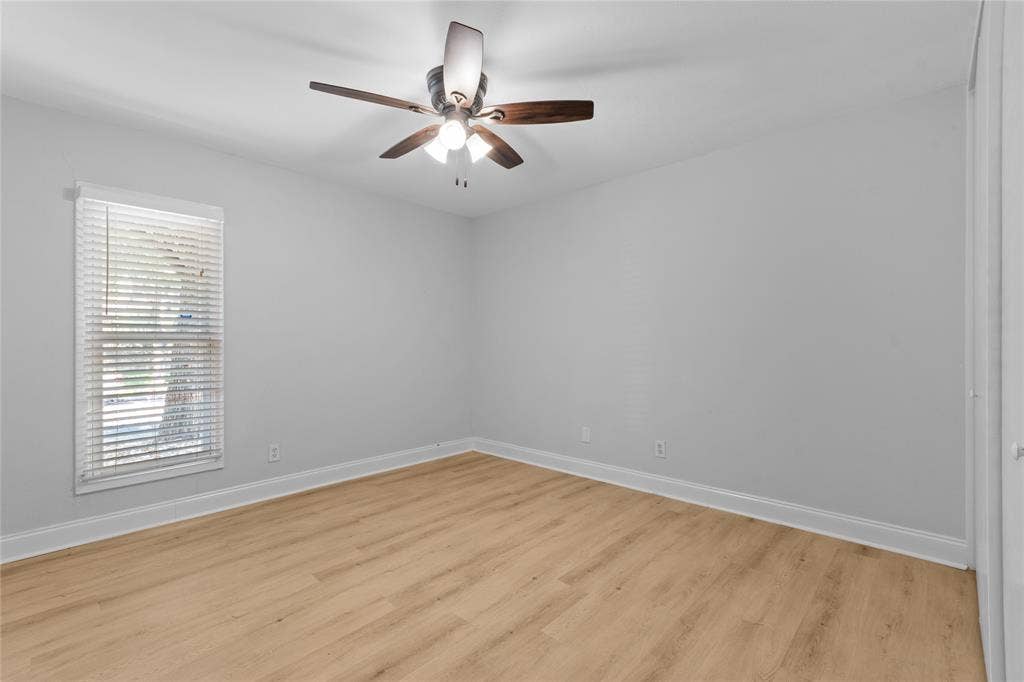5928 Sandhurst Lane, #127, Dallas, TX 75206 5928 Sandhurst Lane, #127, Dallas, TX 75206