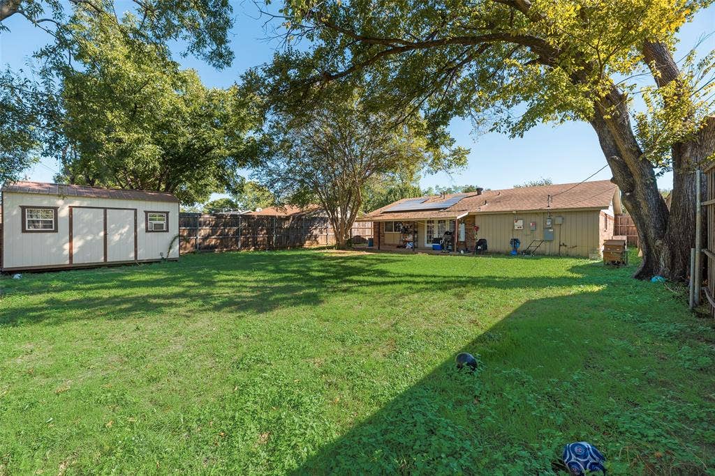 1717 Meadow Valley, Irving, TX 75060 1717 Meadow Valley, Irving, TX 75060