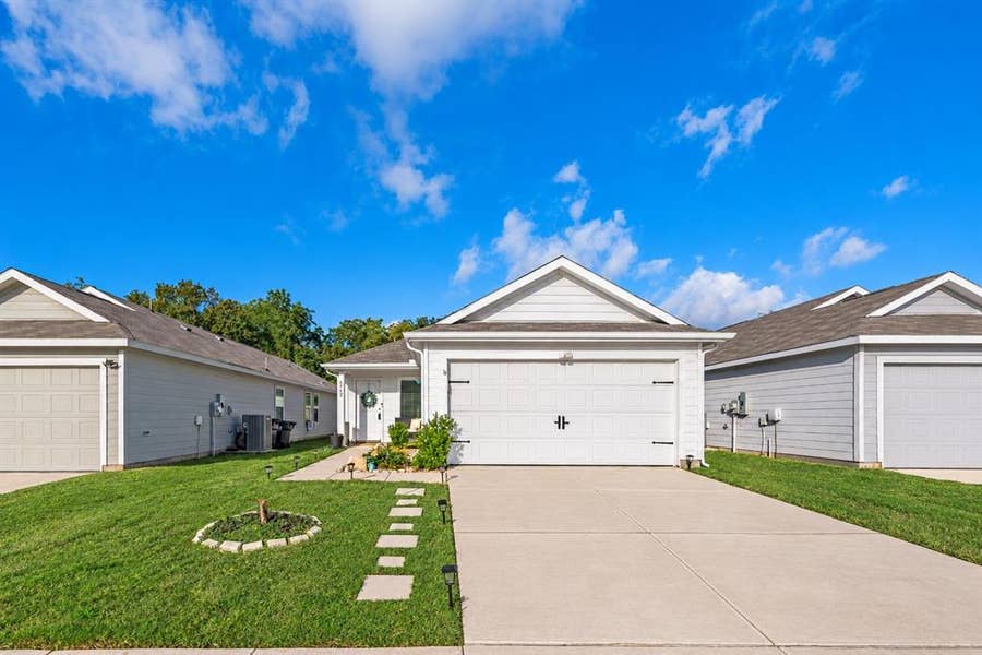 Property photo for 6742 Highlands Street, Princeton, TX