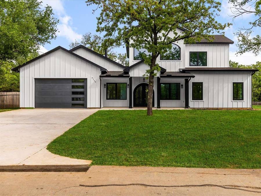 Property photo for 9116 Cherokee Trail, Flower Mound, TX