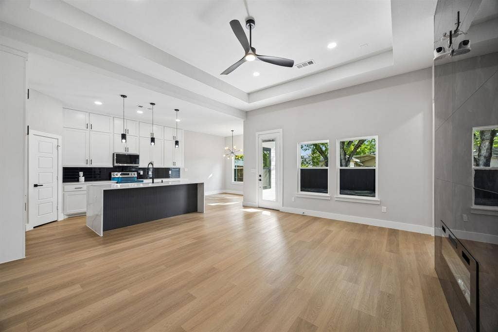 2518 Jeff Street, Dallas, TX 75212 2518 Jeff Street, Dallas, TX 75212