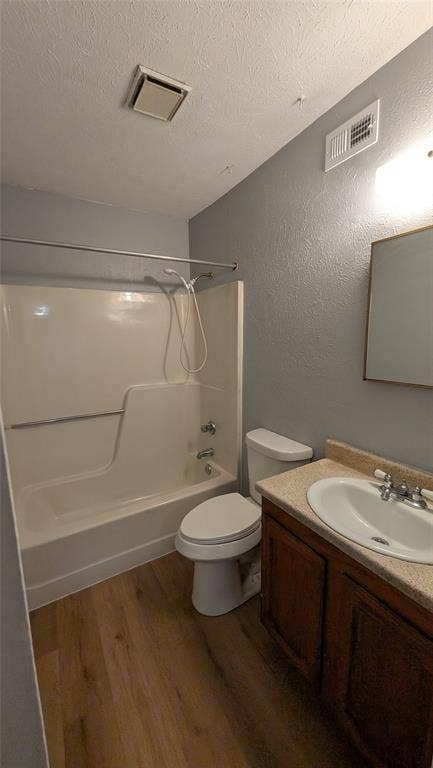 450 E Belt Line Road, Cedar Hill, TX 75104 450 E Belt Line Road, Cedar Hill, TX 75104