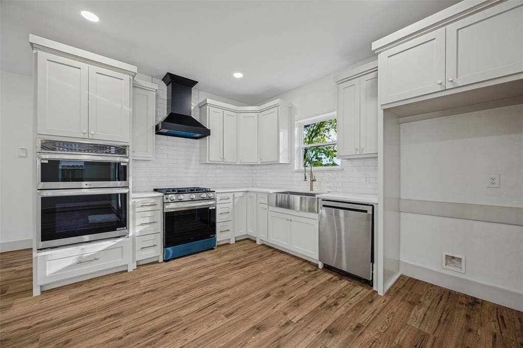 1328 Franklin Avenue, Bonham, TX 75418