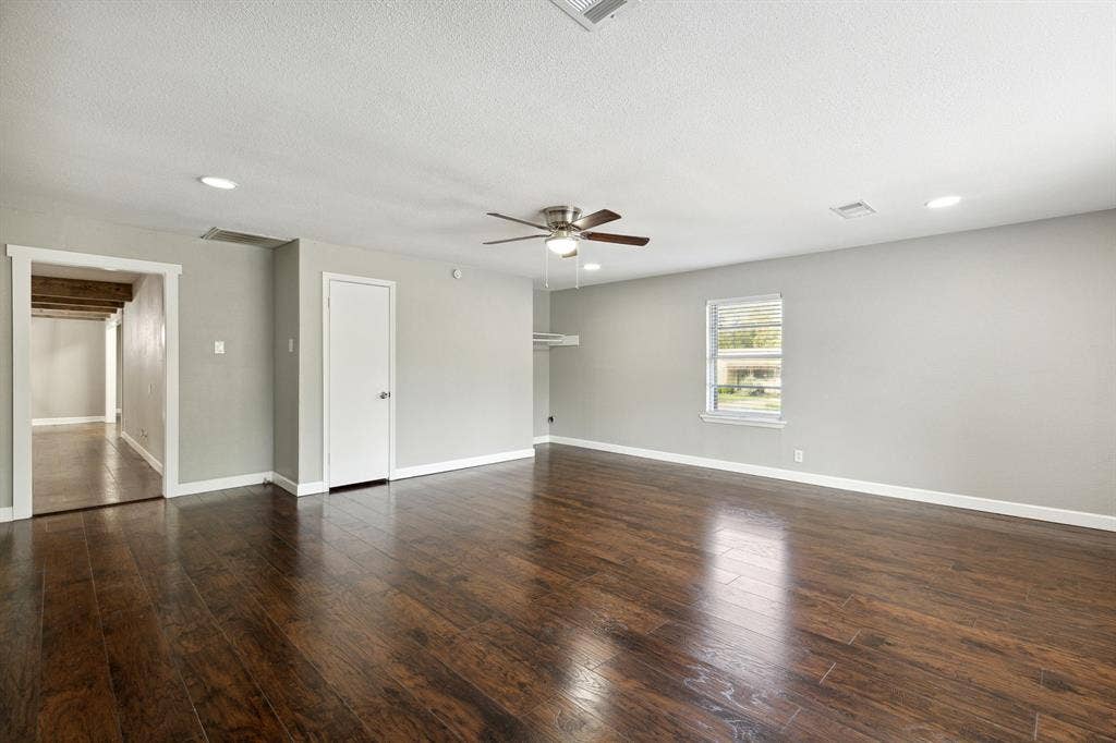 1412 N Morris Street, McKinney, TX 75069 1412 N Morris Street, McKinney, TX 75069