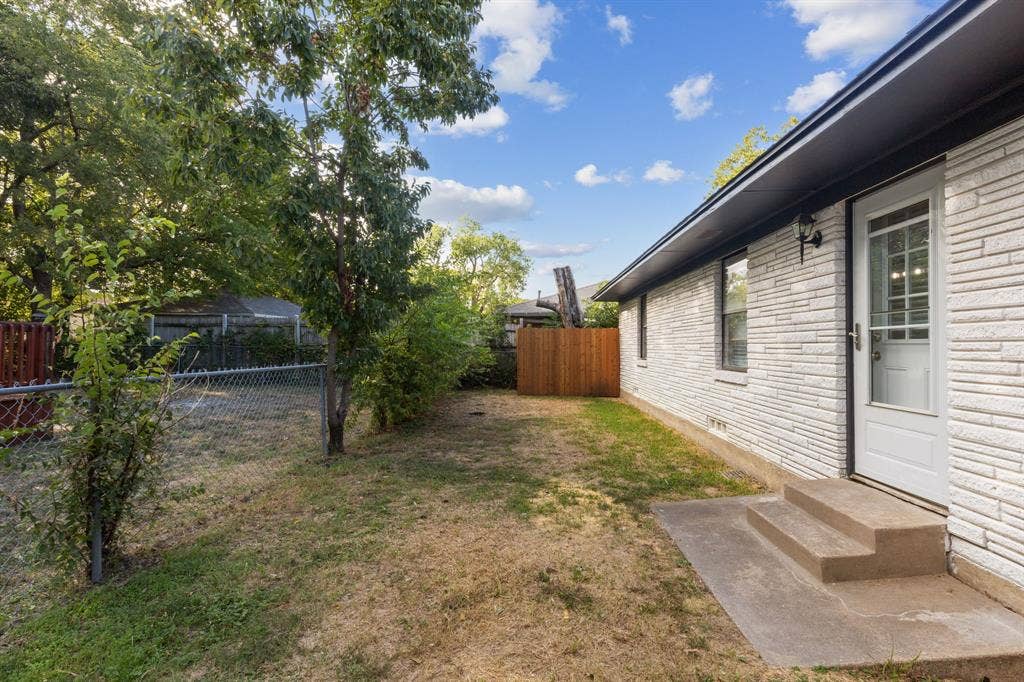 1412 N Morris Street, McKinney, TX 75069 1412 N Morris Street, McKinney, TX 75069