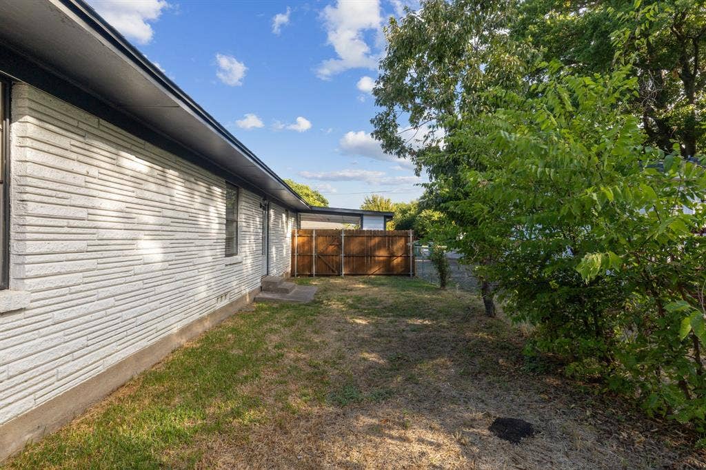 1412 N Morris Street, McKinney, TX 75069 1412 N Morris Street, McKinney, TX 75069