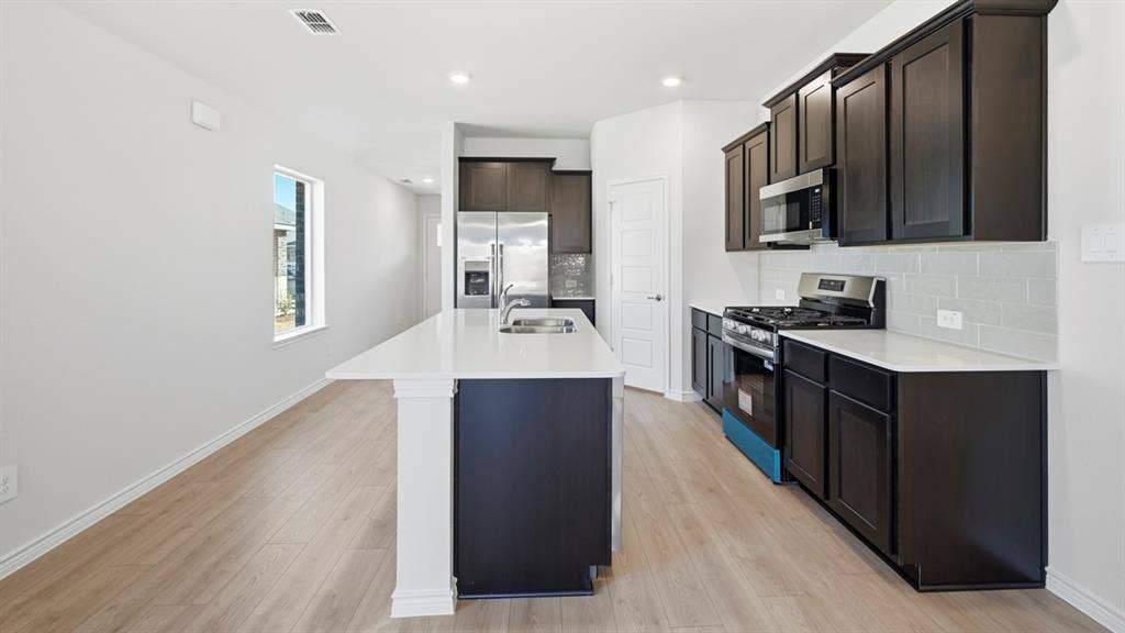 1303 Dry Brook Way, Princeton, TX 75407 1303 Dry Brook Way, Princeton, TX 75407