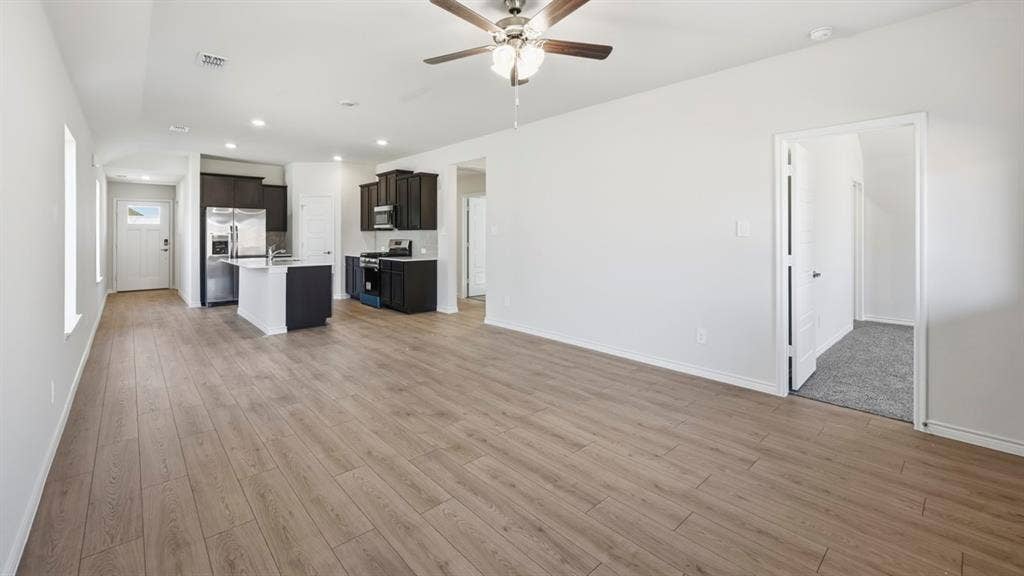 1303 Dry Brook Way, Princeton, TX 75407 1303 Dry Brook Way, Princeton, TX 75407