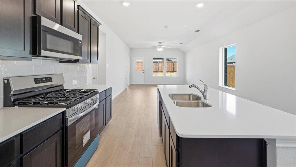 1303 Dry Brook Way, Princeton, TX 75407 1303 Dry Brook Way, Princeton, TX 75407