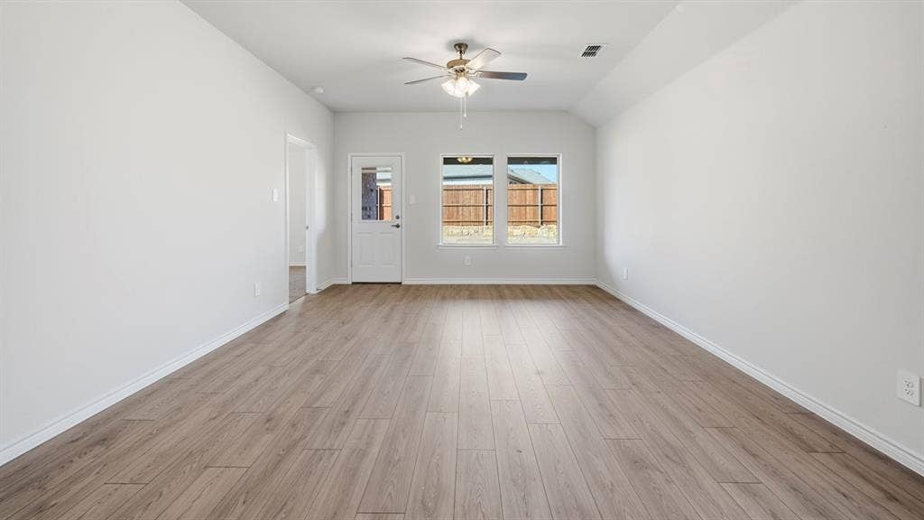 1303 Dry Brook Way, Princeton, TX 75407 1303 Dry Brook Way, Princeton, TX 75407