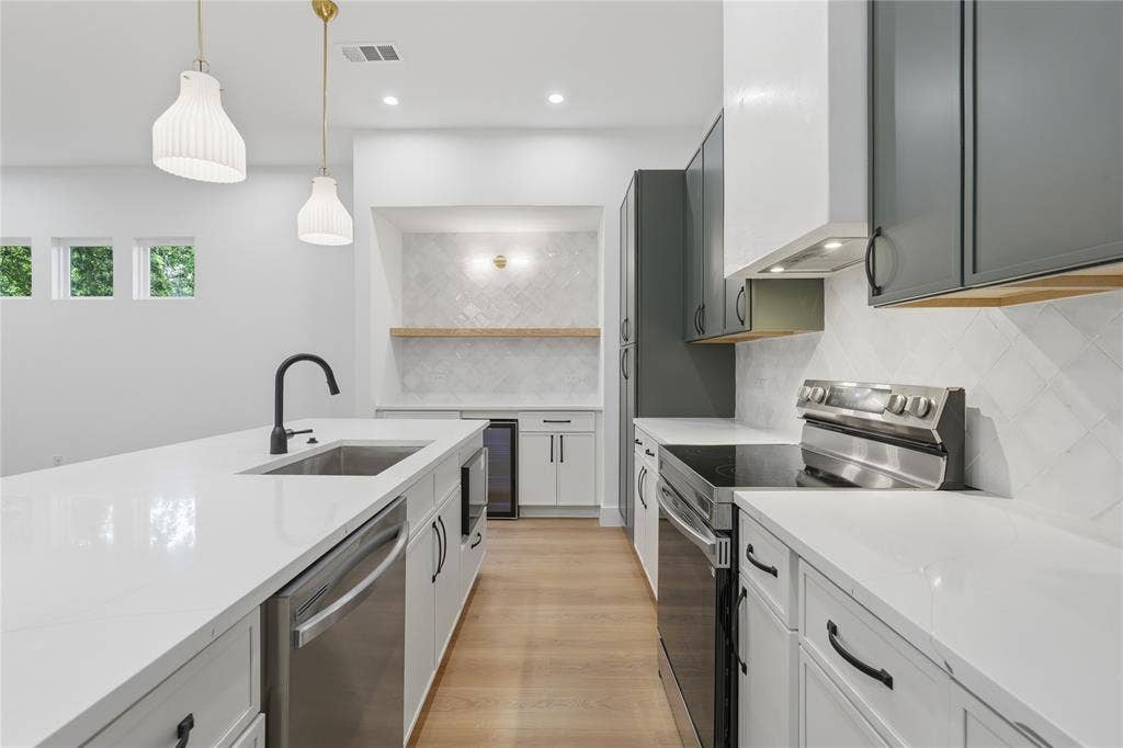 5011 Watson Drive, Dallas, TX 75241 5011 Watson Drive, Dallas, TX 75241
