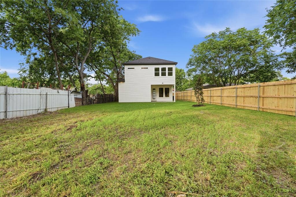 5011 Watson Drive, Dallas, TX 75241 5011 Watson Drive, Dallas, TX 75241