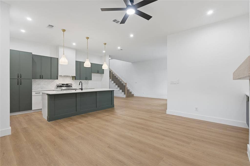 5011 Watson Drive, Dallas, TX 75241 5011 Watson Drive, Dallas, TX 75241