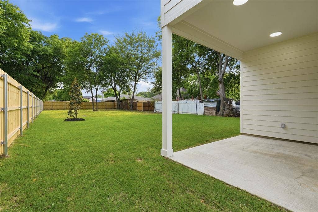 5011 Watson Drive, Dallas, TX 75241 5011 Watson Drive, Dallas, TX 75241