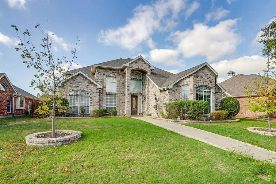 Property photo for 1517 Dimmit Drive, Carrollton, TX