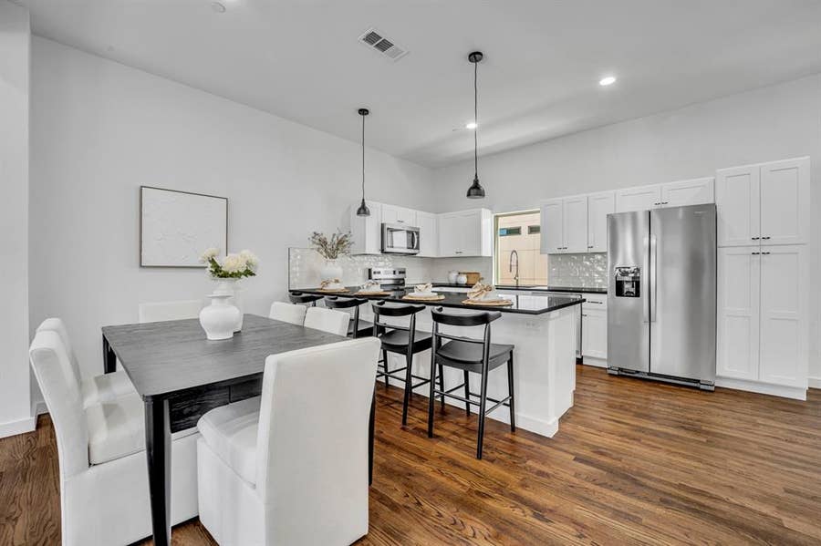 Property photo for 5806 Bryan Parkway, #104, Dallas, TX