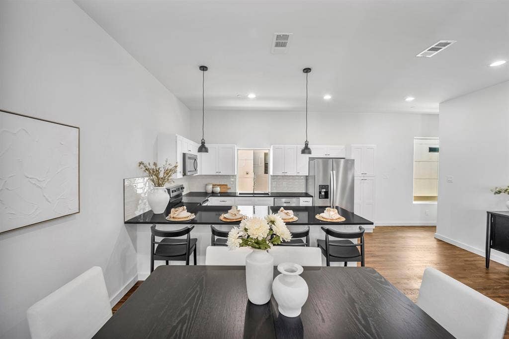 5806 Bryan Parkway, #104, Dallas, TX 75206 5806 Bryan Parkway, #104, Dallas, TX 75206