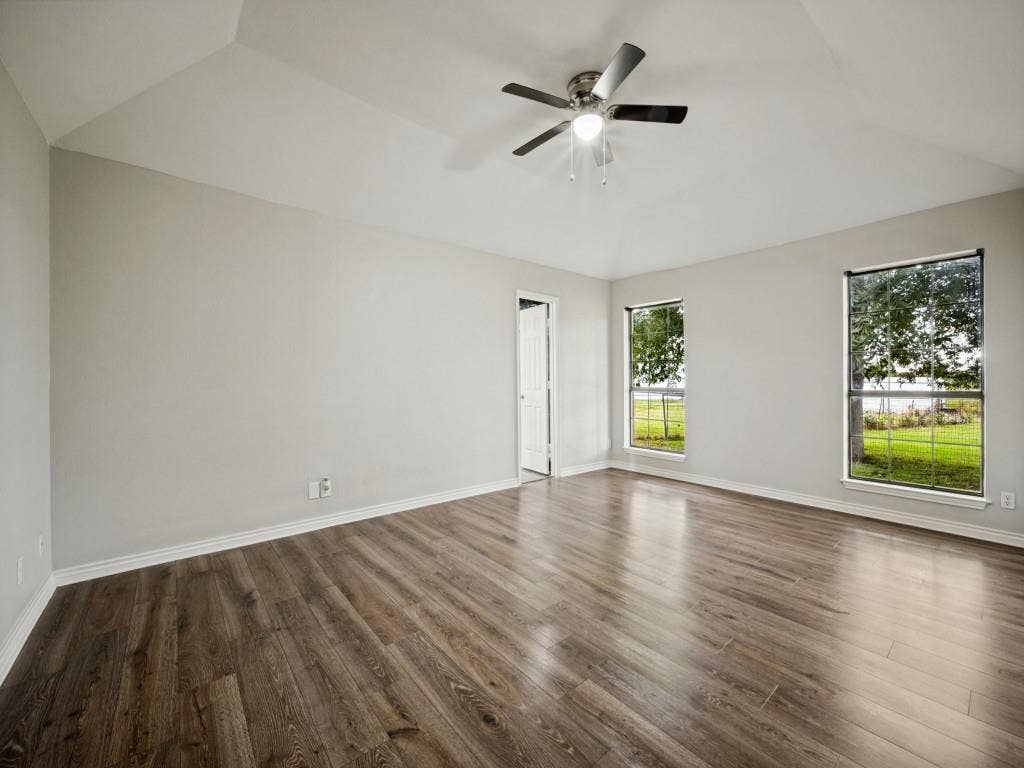 2209 Strader Road, Justin, TX 76247 2209 Strader Road, Justin, TX 76247