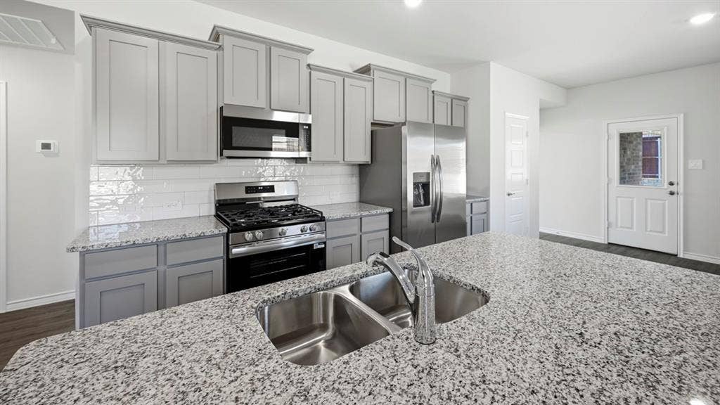 1213 Dry Brook Way, Princeton, TX 75407 1213 Dry Brook Way, Princeton, TX 75407