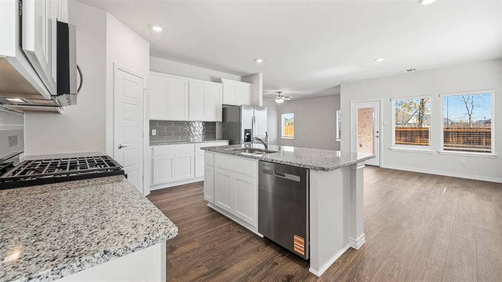 1227 Dry Brook Way, Princeton, TX 75407 1227 Dry Brook Way, Princeton, TX 75407