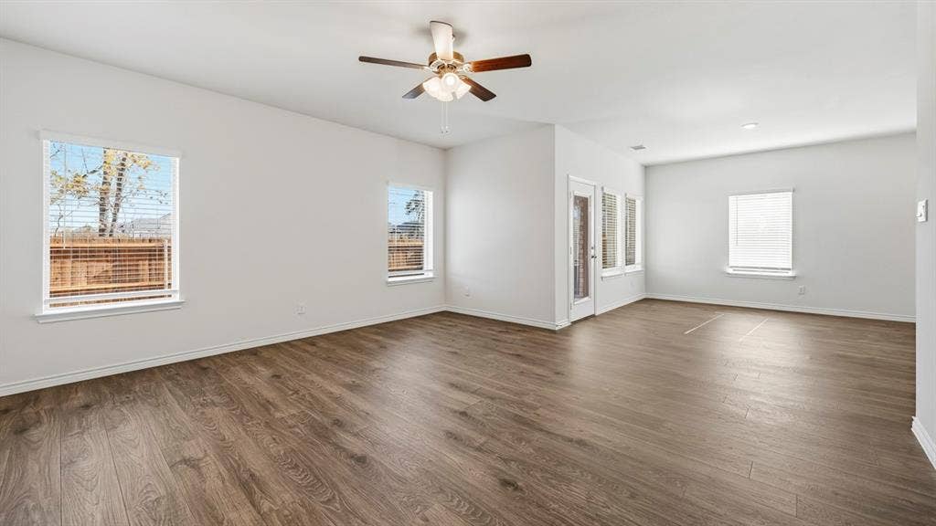 1227 Dry Brook Way, Princeton, TX 75407 1227 Dry Brook Way, Princeton, TX 75407