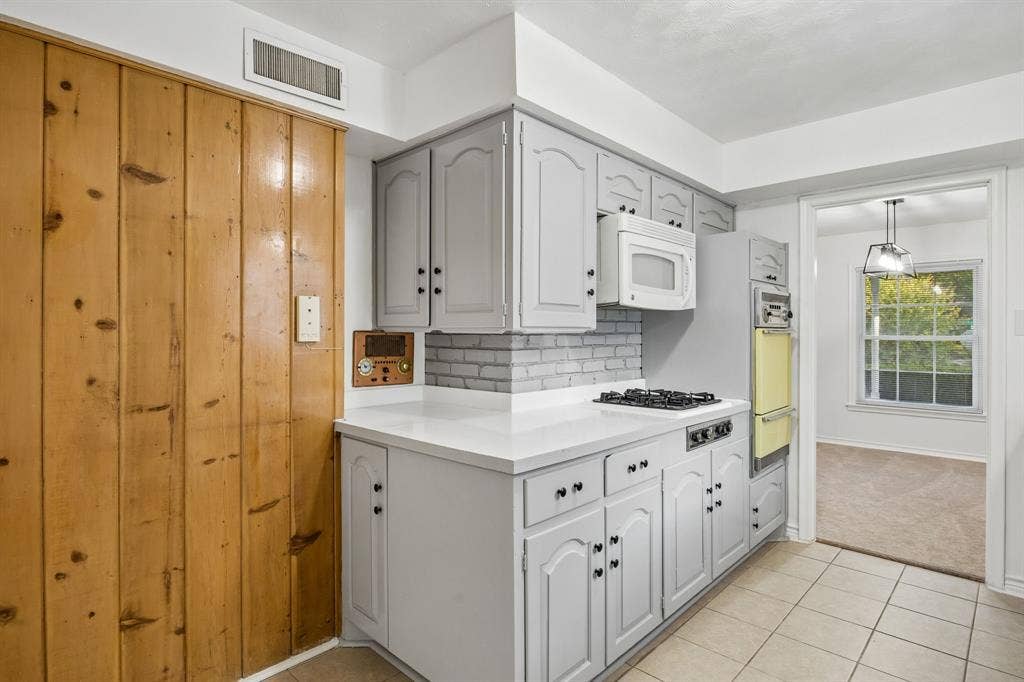 841 Brookwood Drive, Dallas, TX 75224