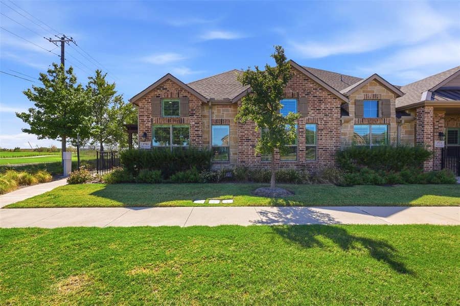 Property photo for 3701 White Clover Lane, Prosper, TX