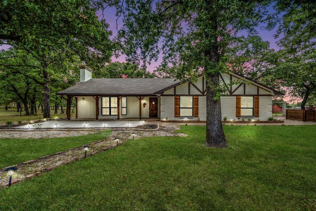 3754 Ft Graham Road, West, TX 76691 3754 Ft Graham Road, West, TX 76691