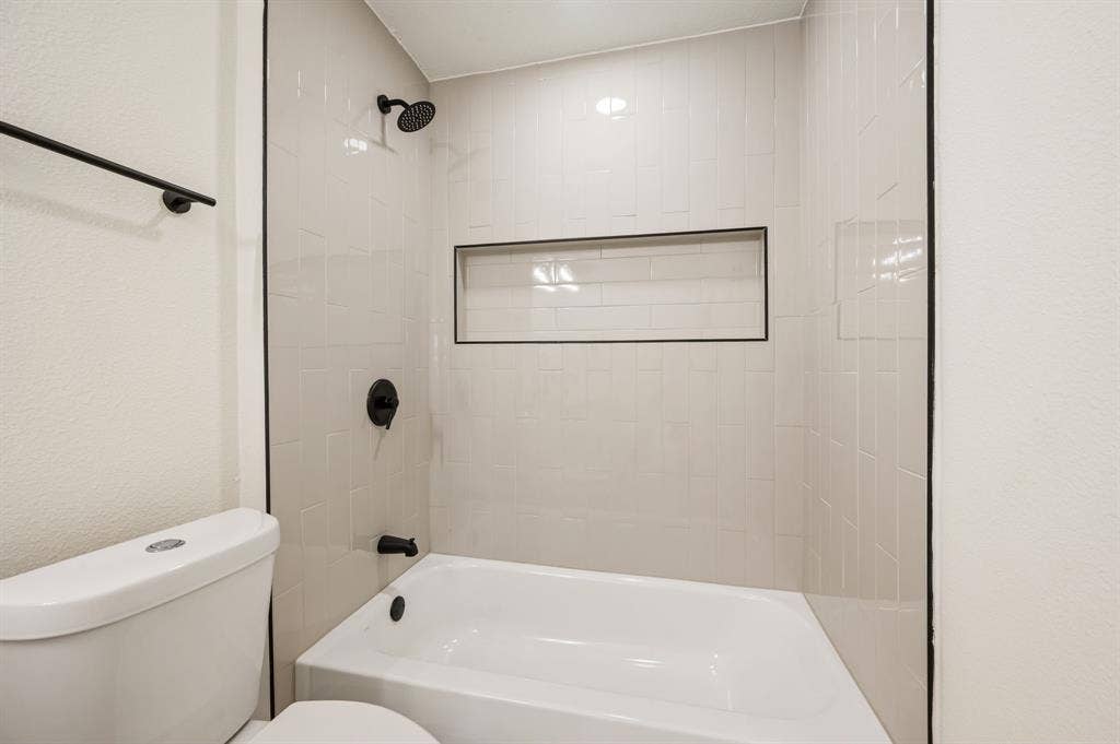 2144 Usa Drive, Plano, TX 75025